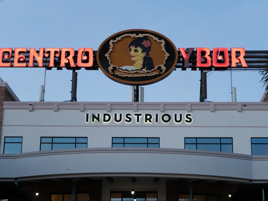 សំនួរ និង ចម្លើយ៖ សារៈសំខាន់នៃការទំនាក់ទំនងក្នុងអាជីវកម្ម